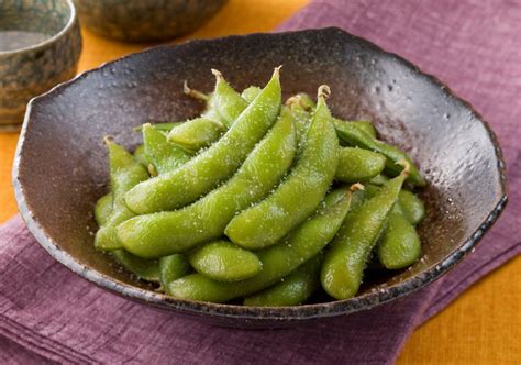 what-is-edamame-the-spruce-eats image