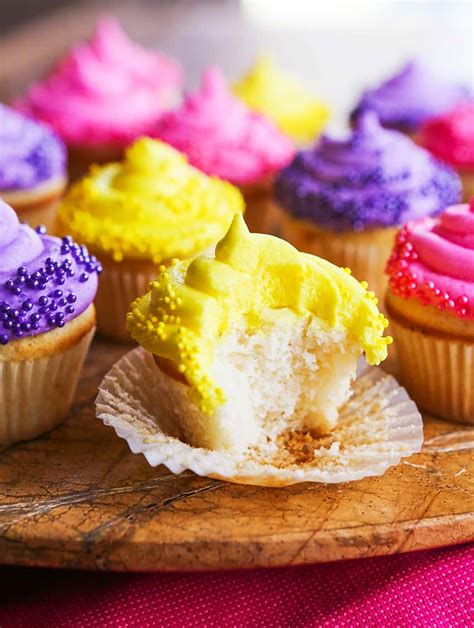 white-cupcakes-recipe-no-fail-dessert-pip-and-ebby image