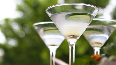 cucumber-lime-martini-recipe-tablespooncom image