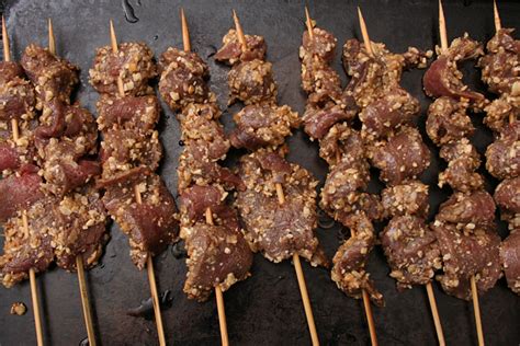 beef-satay-with-spicy-mango-dip-the-way-the-cookie image