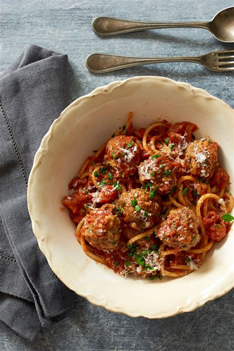 spaghetti-and-drop-meatballs-with-tomato-sauce image