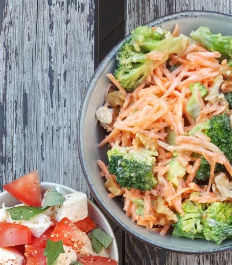 crunchy-carrot-broccoli-nut-salad-delalicious image
