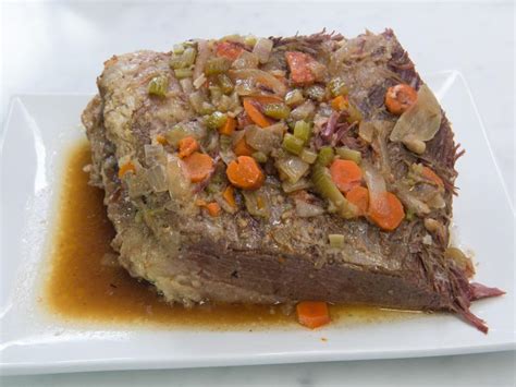 corned-beef-with-homemade-gravy-recipe-cooking image