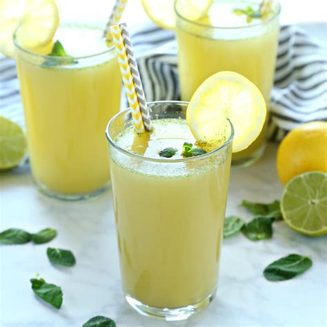 healthy-sparkling-mojito-lemonade-the-busy-baker image