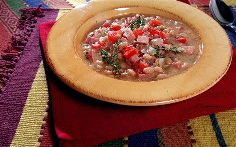 white-bean-tomato-and-ham-soup-recipe-los image