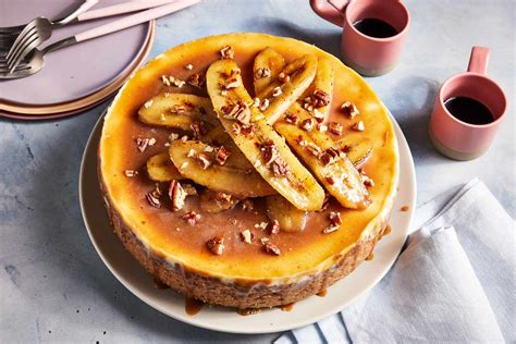 bananas-foster-cheesecake-recipe-with-spiced-caramel-topping image