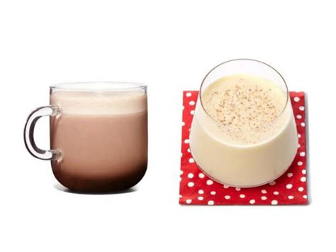 which-is-better-eggnog-or-hot-chocolate-food image