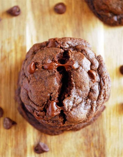 whole-wheat-chocolate-fudge-cookies-the-live-in image
