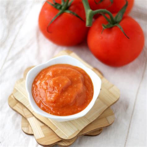 tomato-chutney-recipe-easy-to-make-spicy-red image