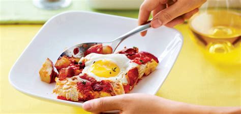 baked-eggs-with-potato-bacon-tomato-sobeys-inc image