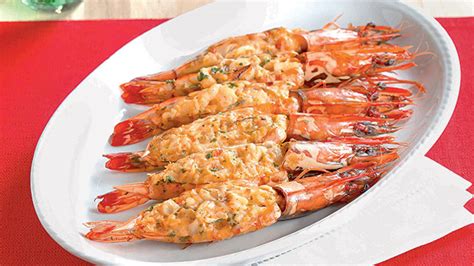 prawn-and-crab-thermidor-recipe-yummyph image