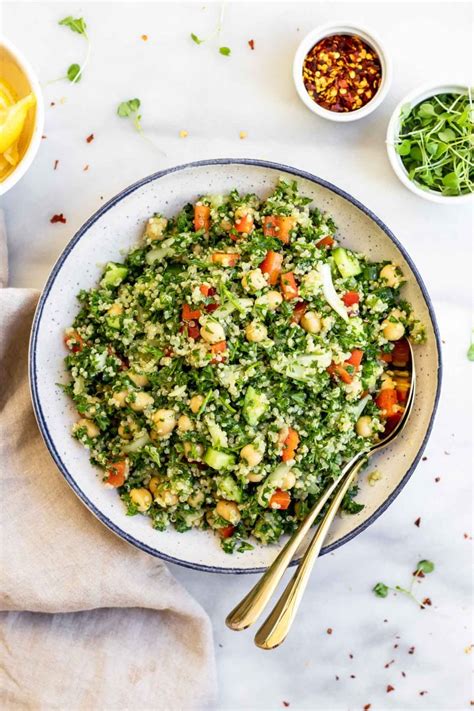 gluten-free-quinoa-tabbouleh-salad-eat-with-clarity image