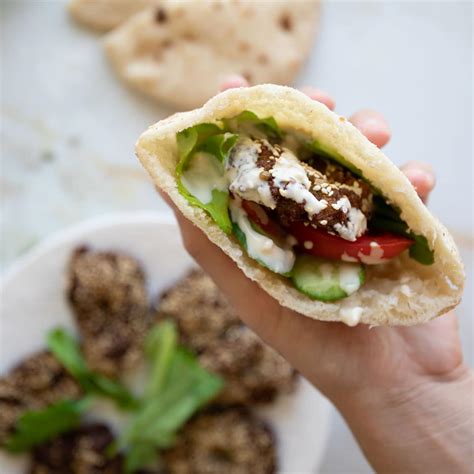 how-to-make-a-falafel-pita-bread-sandwich-the image