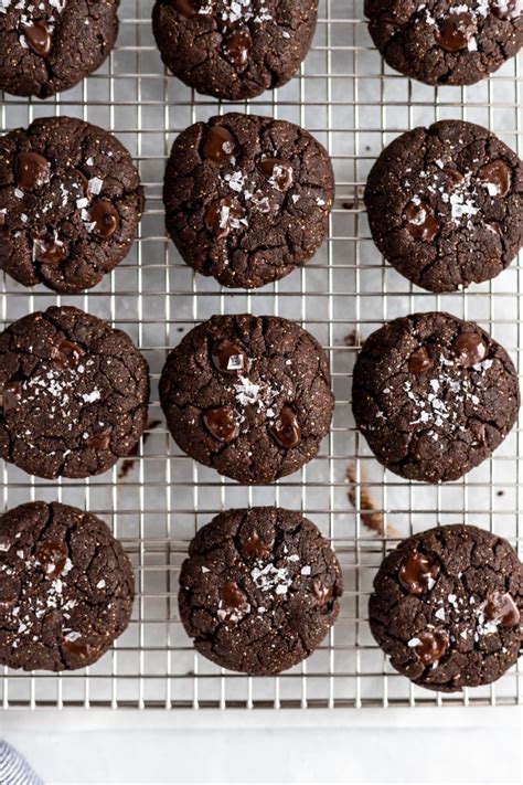 flourless-paleo-chocolate-almond-butter-cookies image