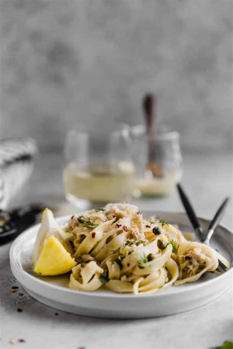20-minute-spicy-crab-pasta-video-well-seasoned image