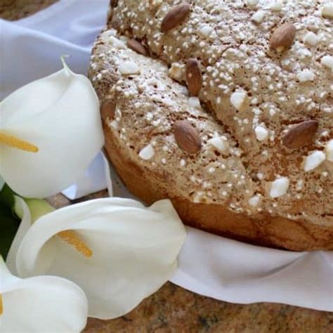 traditional-italian-dove-bread-for-easter-colomba-di image