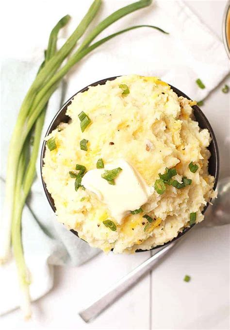 cheesy-vegan-mashed-potatoes image