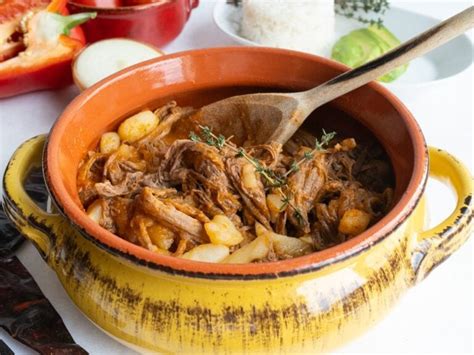 hilachas-guatemalan-shredded-beef-stew-a-taste-for image