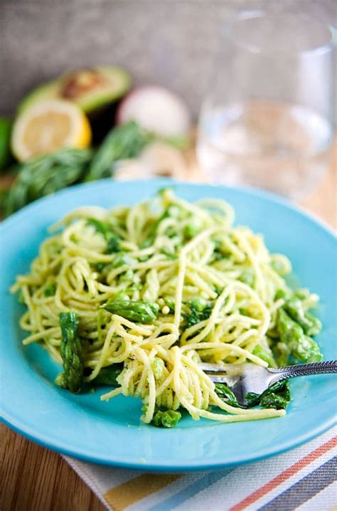 green-goddess-pasta-healthy-delicious image