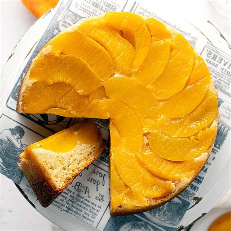 healthy-peach-upside-down-cake-4-ingredients-el image