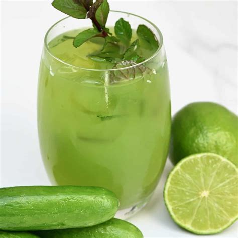 refreshing-cucumber-lemonade-with-lemon-or-lime image