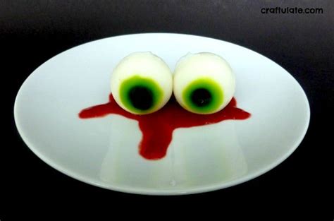 25-spooktacular-eyeball-foods-the-joys-of-boys image
