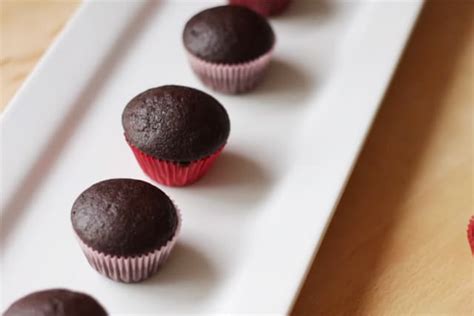 delicious-and-easy-mini-chocolate-cupcakes-simply image