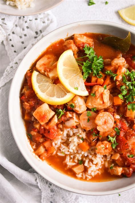 easy-stewed-fish-mediterranean-style-stew image