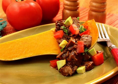 nuevo-chipotle-beef-in-butternut-squash-boats image