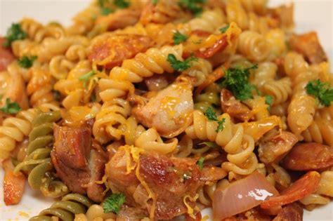 cajun-chicken-and-sausage-pasta-i-heart image