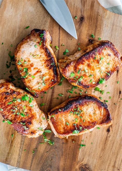pan-seared-pork-chops-with-gravy-jo image