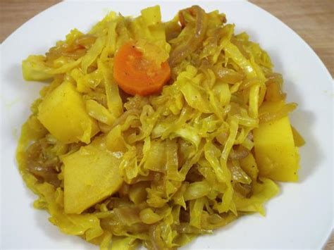atakilt-wat-ethiopian-cabbage-potato-carrots image