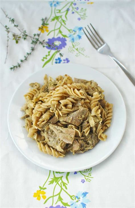 leftover-turkey-pesto-pasta-beckys-best-bites image