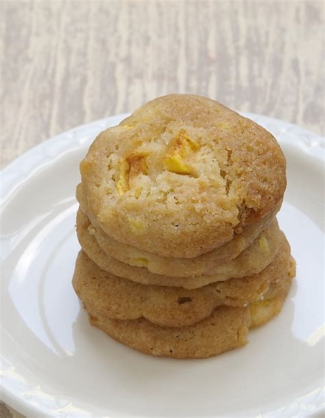 peach-drop-cookies-bake-or-break image