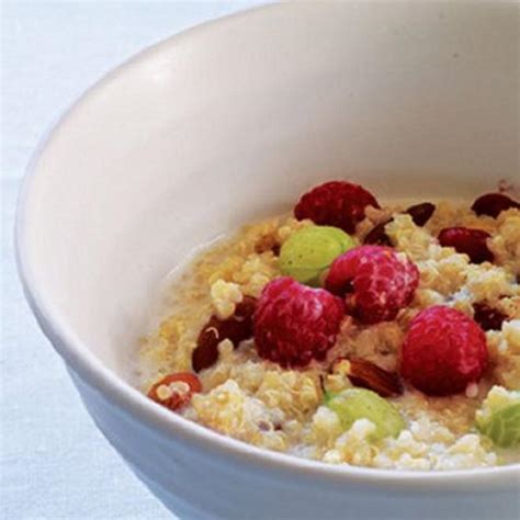 quick-quinoa-porridge-recipe-chatelainecom image