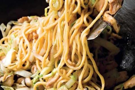 longevity-long-life-noodles-with-chicken-and-mushrooms image