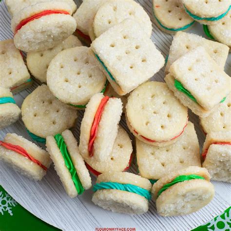 christmas-sandwich-cookies-flour-on-my-face image