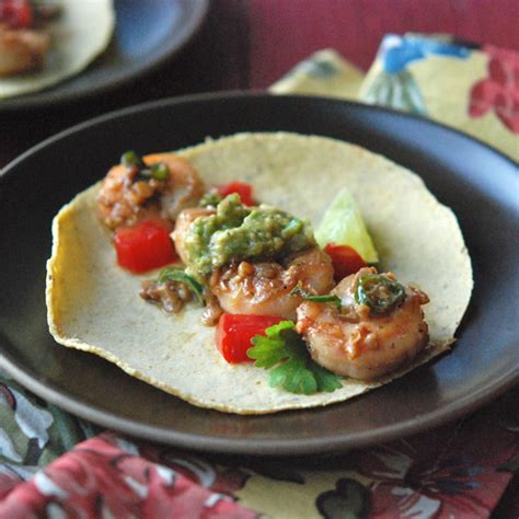 fish-tacos-food-wine image