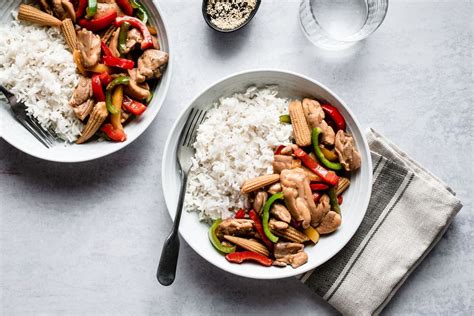 chicken-stir-fry-with-red-and-green-peppers image