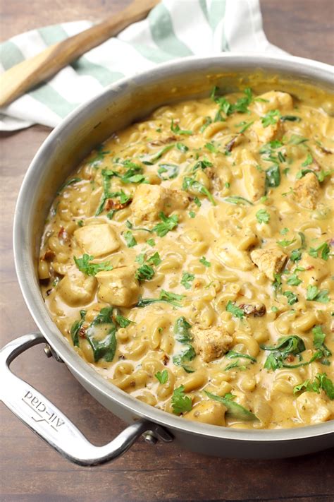 tuscan-chicken-mac-and-cheese-the-toasty-kitchen image