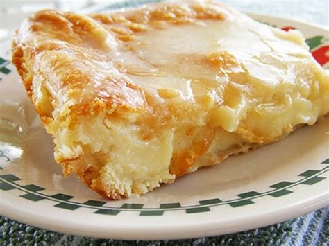 easy-breakfast-cheese-danish-recipe-with-crescent image