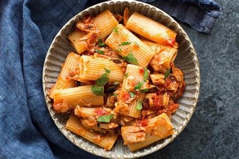 tuna-and-tomato-pasta-casserole-recipe-simply image