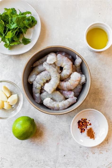 garlic-shrimp-skinnytaste image