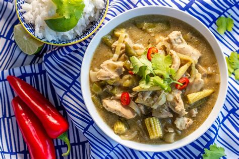 slow-cooker-thai-green-curry-slow-cooker-club image