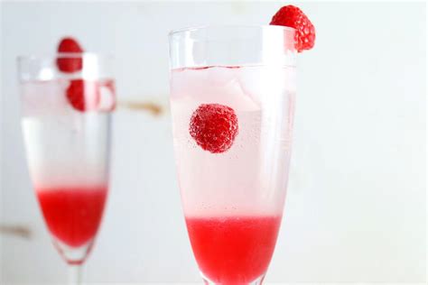raspberry-spritzers-the-diy-foodie image