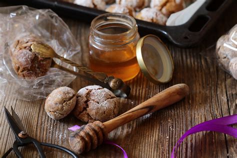 healthy-rye-flour-honey-cookies-and-a-diy-gift-idea image