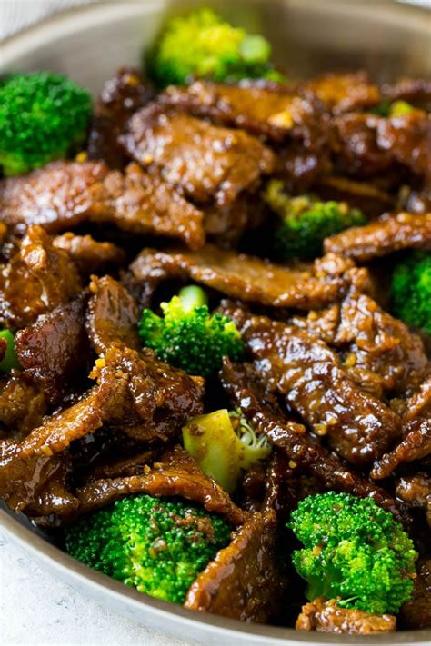 beef-and-broccoli-stir-fry-dinner-at-the-zoo image