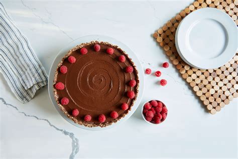 chocolate-mousse-pie-forks-over-knives image