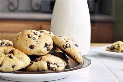 perfectly-puffy-chocolate-chip-cookies-easy image
