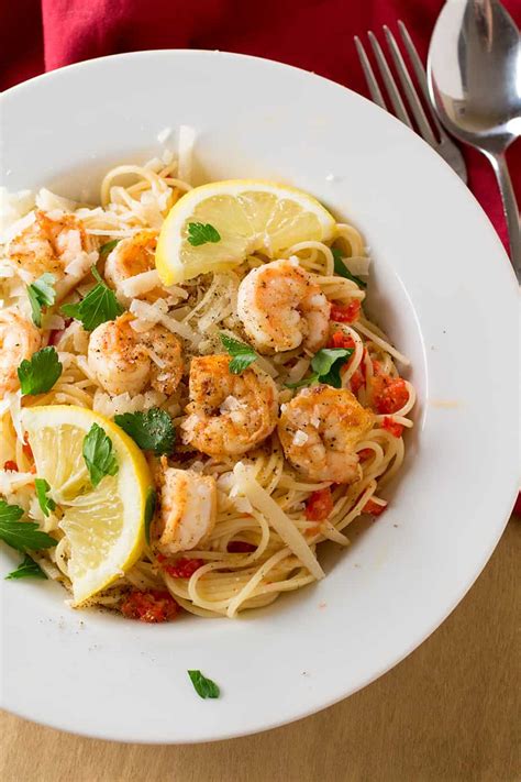 shrimp-pasta-with-creamy-roasted-red-pepper-sauce image